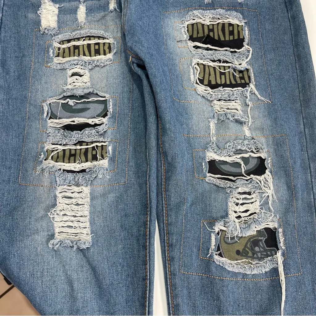 Green Bay Packers Women’s Jeans M Distress Patchwork Football Team Fan Game Wear Blue Size undefined - Image 2