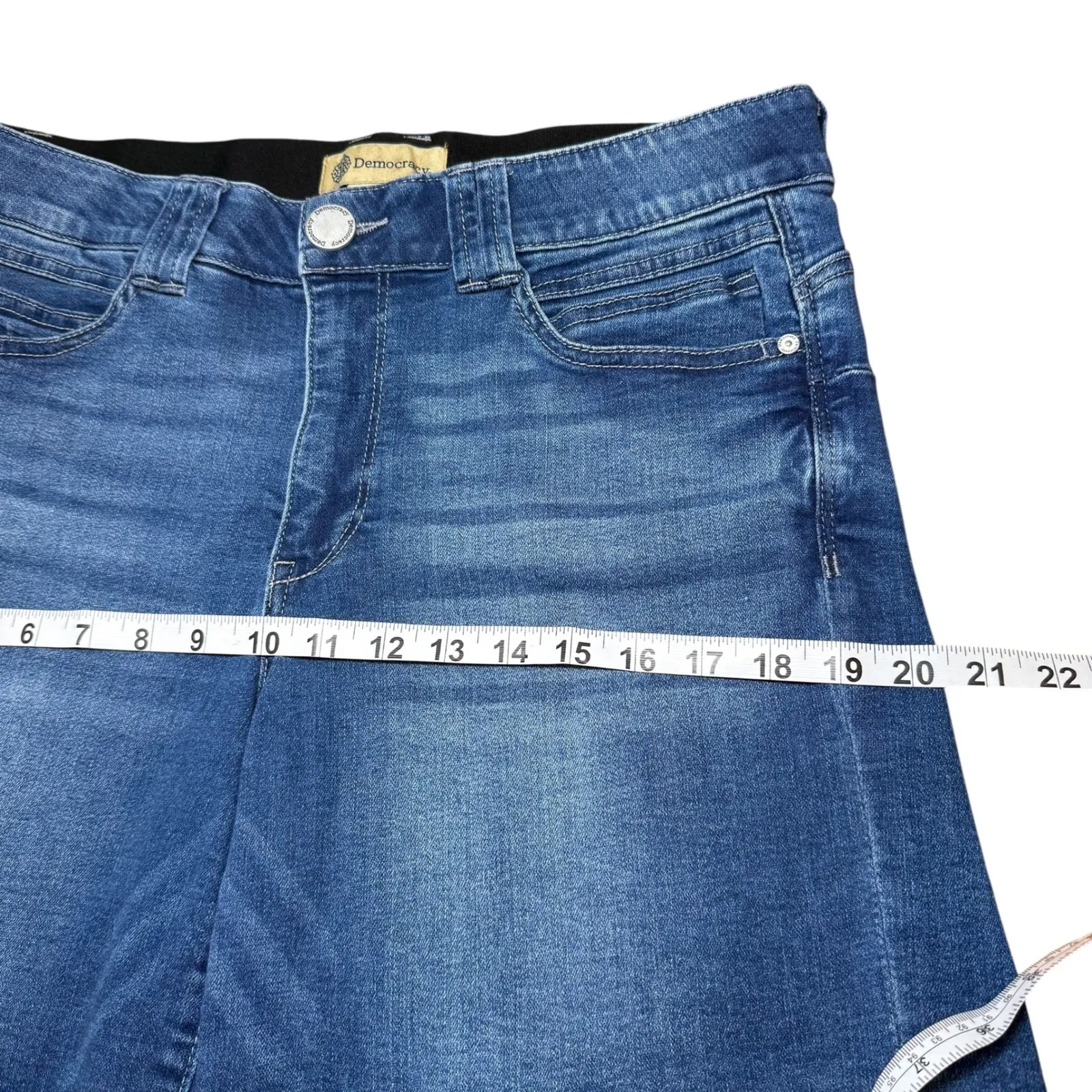 Democracy Denim Blue Jean Shorts Womens Size 12 Elastic Waist Comfort - Image 6