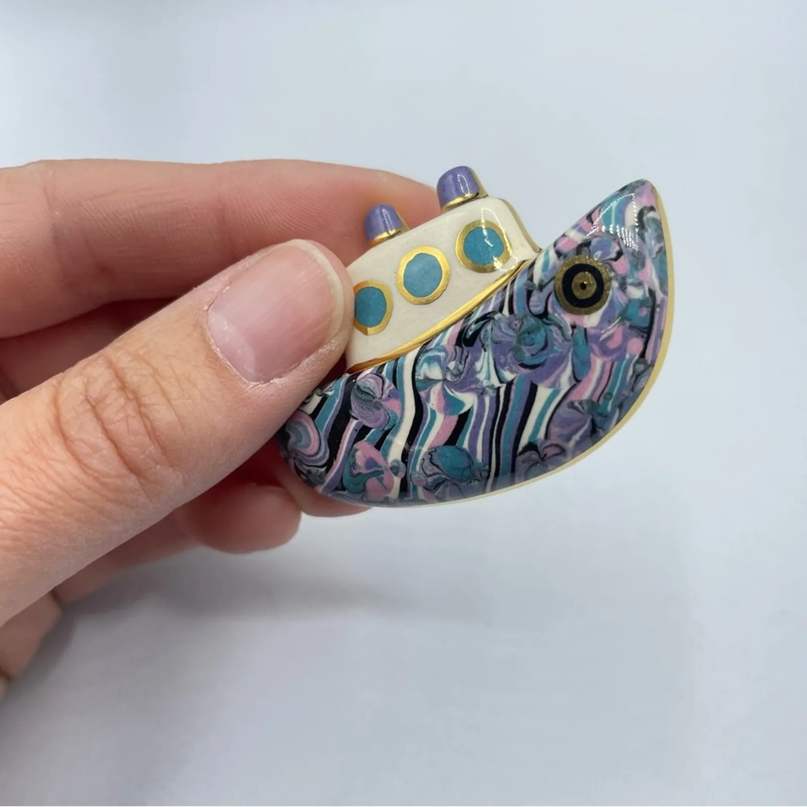 Vintage Ceramic Blue & Purple Swirl 1980s Boat Brooch Jewelry Pin - Image 2
