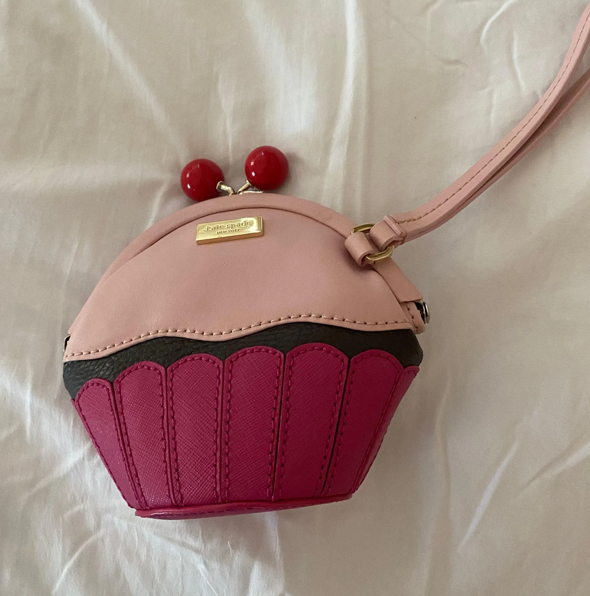 Kate Spade Cupcake Purse - Image 2