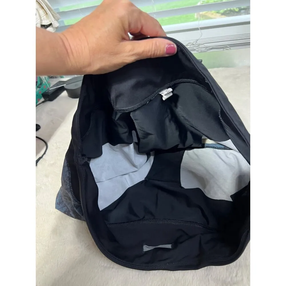 Vuori Womens Large Running Shorts With Black Waistband & Blue Marble Print - Image 8