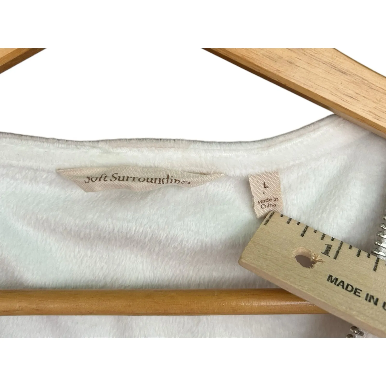 Soft Surroundings Womens Gray Floral Velour Corrina Half Zip Top Shirt Sz Large - Image 4