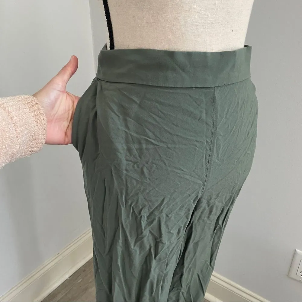 LOFT Green Wide Leg Ankle Pants Relaxed Fit size Medium Cropped Floral Boho Pant - Image 6