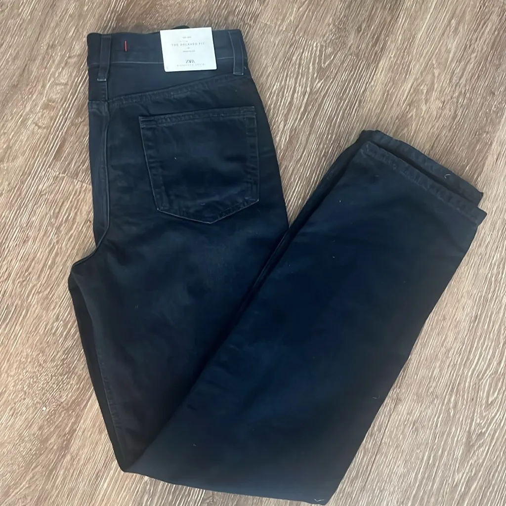 NWT Zara Mid Rise Relaxed Fit Straight Leg Indigo Black Jeans size 2 US - Image 3