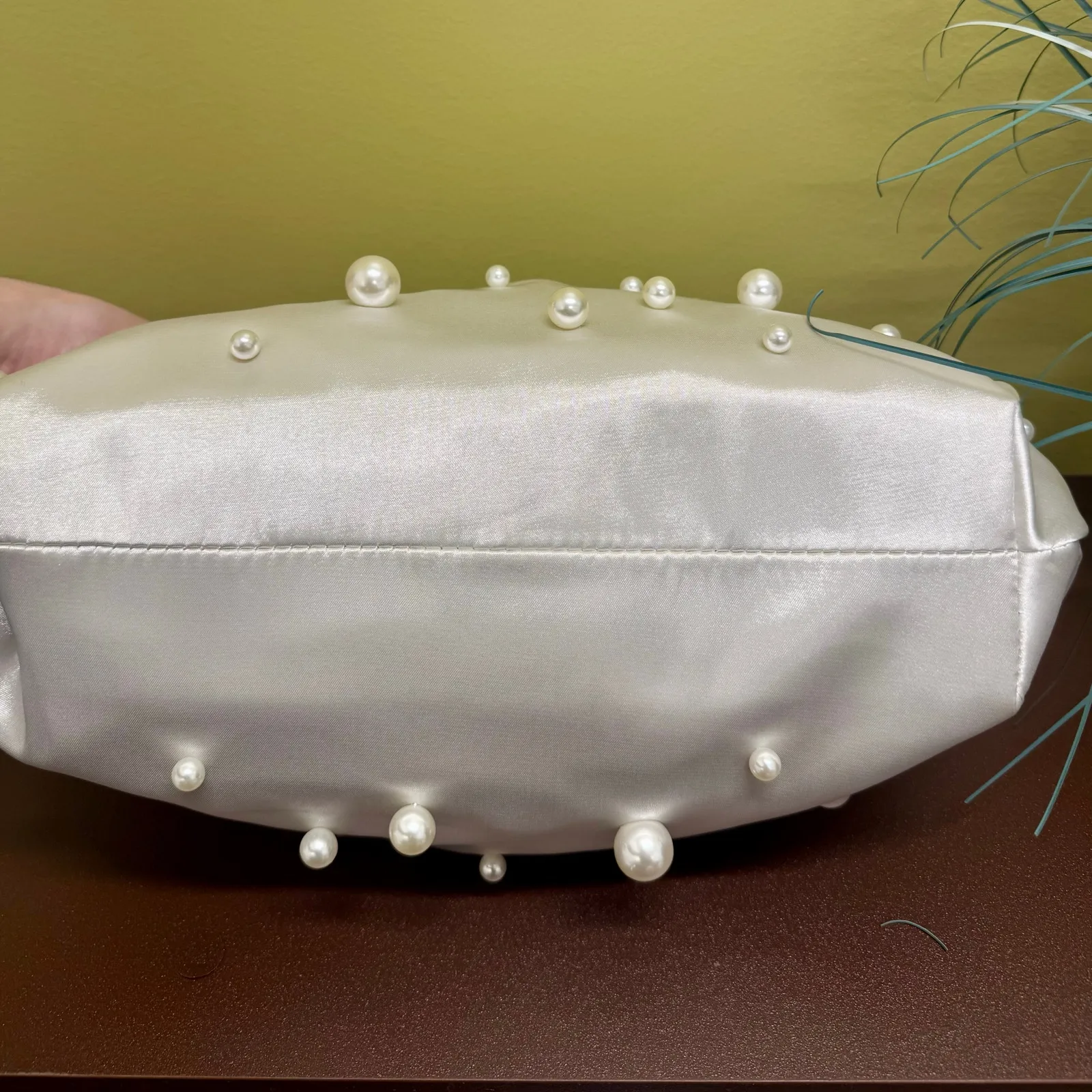 Anthropologie BHLDN Frankie Clutch Pearl Edition White Bridal Black Tie - Image 10