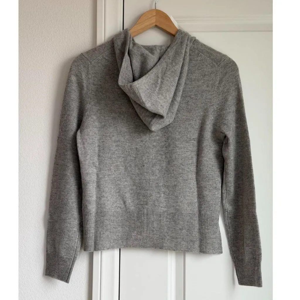Naadam Signature Cashmere Cropped Zip Up Hoodie in Cement, Size Small - Image 11