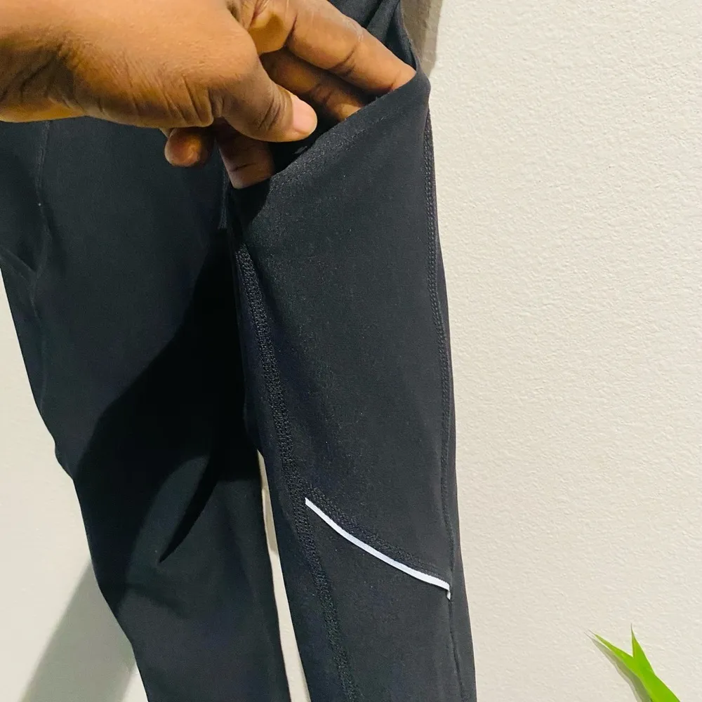 NWT Xersion knee length leggings. Great for spring and summer - Image 5