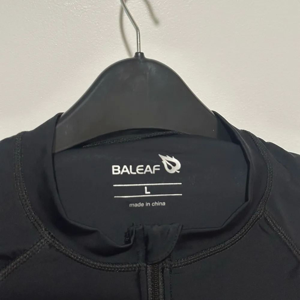 NWT Baleaf Flyleaf 1/2 Zip Long Sleeve BlackSwimsuit UV Block Large - Image 4