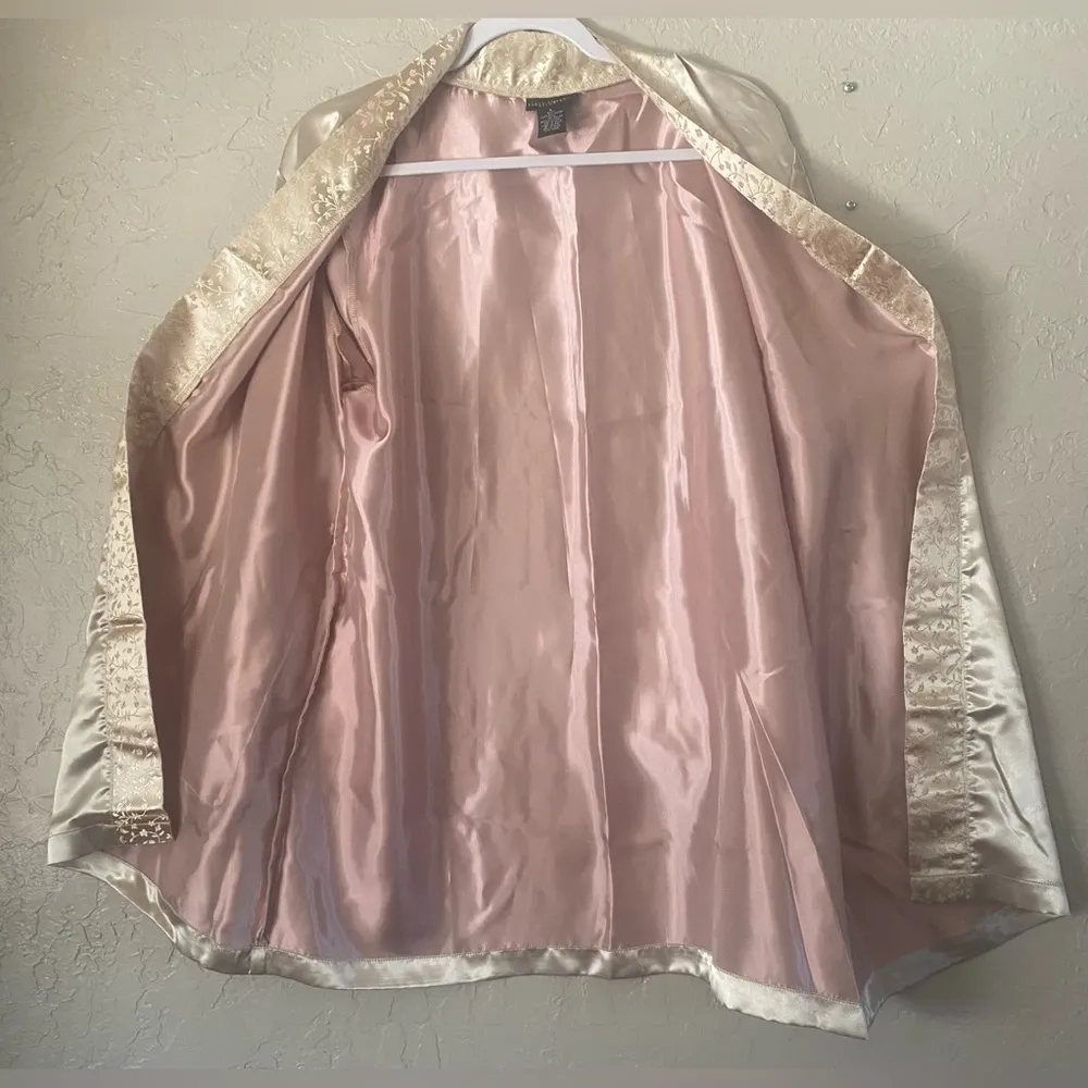 Vintage Sarah Spencer Intimates Chinese Asian Inspired Beige Embroidered Robe L Pink Size L - Image 4