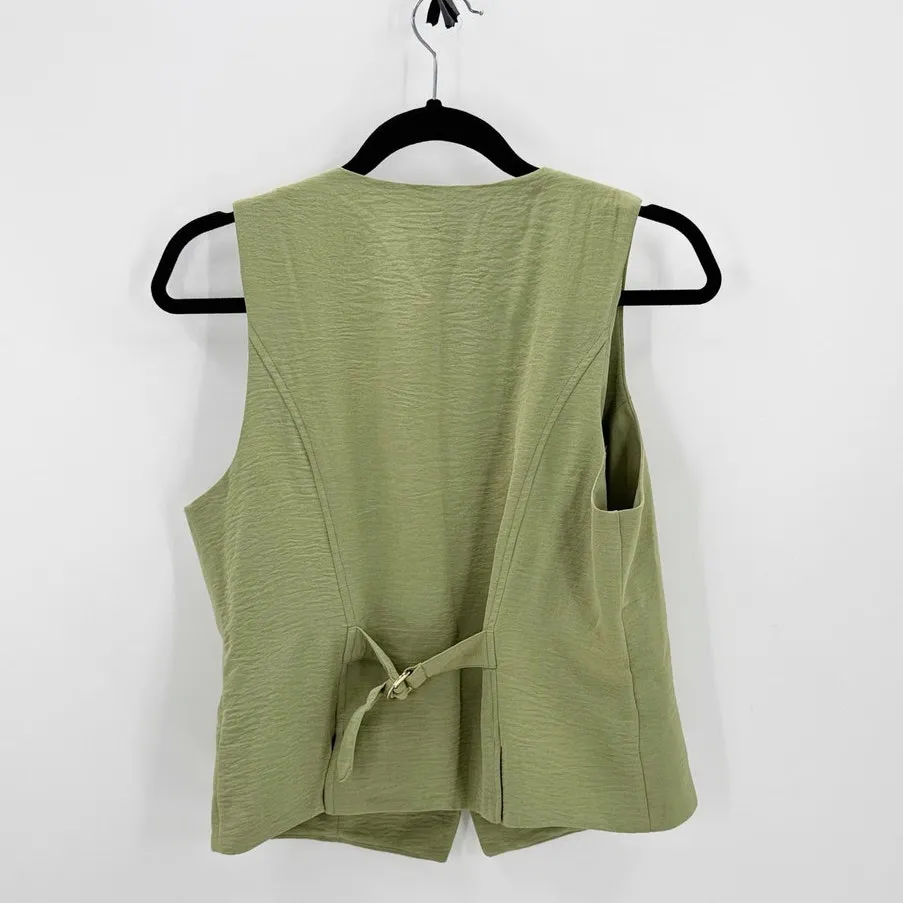 Maison D'Amelie green Vest cinch buckle in back size 8 preppy it girl summer - Image 2