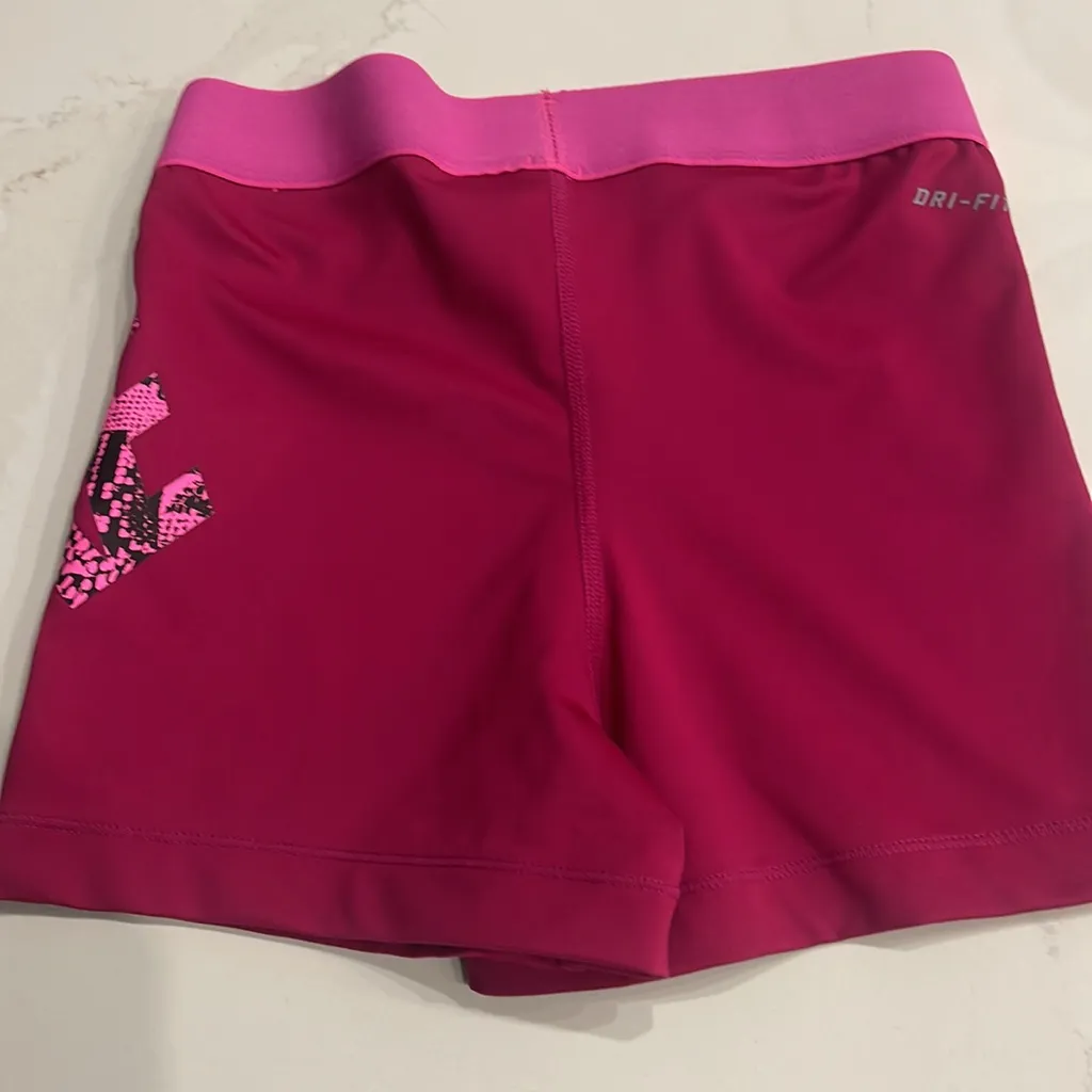 Nike Pro Shorts - Image 4