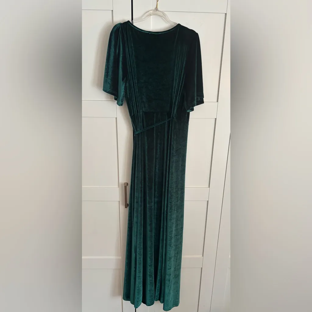 Baltic Born Meghan Velvet Wrap Dress in emerald green holiday chic - Image 4