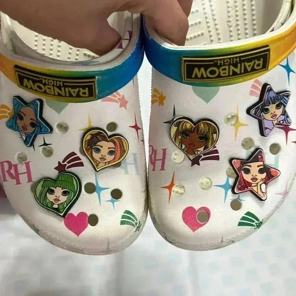 Crocs Rainbow High womens Classic ( Size 6) - Image 7