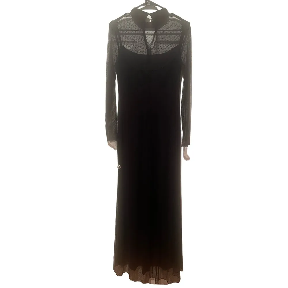 Marina Illusion Neck, LSleeve Mesh Sheath Gown, Size 16, B68, $125 Size L - Image 7