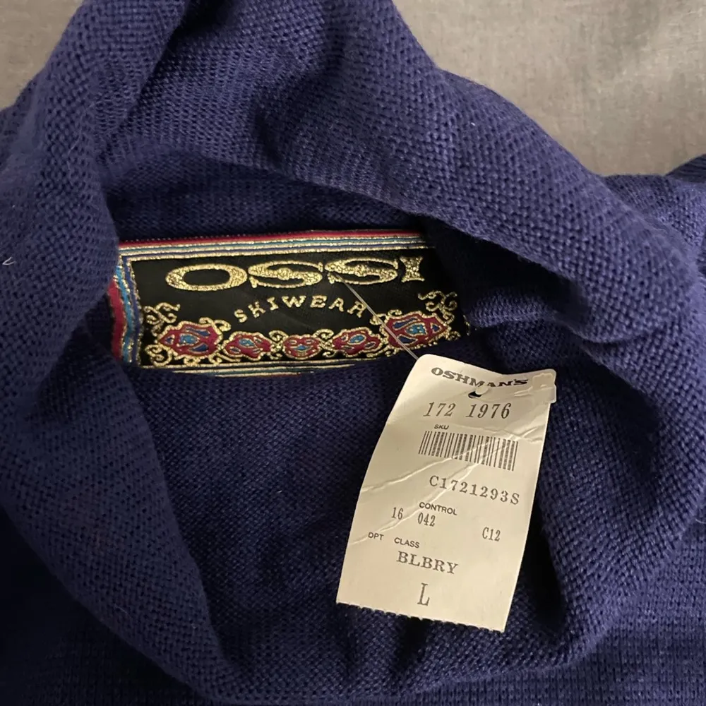 NWT vintage Ossi Skiwear wool purple embroidered turtleneck sweater, size M Size M - Image 2
