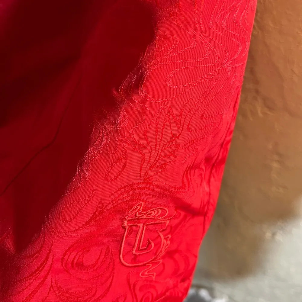 Burton Red Ski Jacket with Hood and Relaxed Fit - Image 12