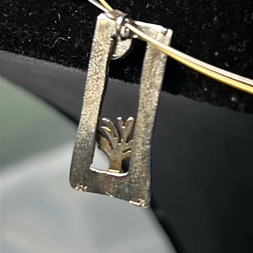 Vintage artisan signed Sterling Silver and gold tone necklace with pearl accent - Image 6