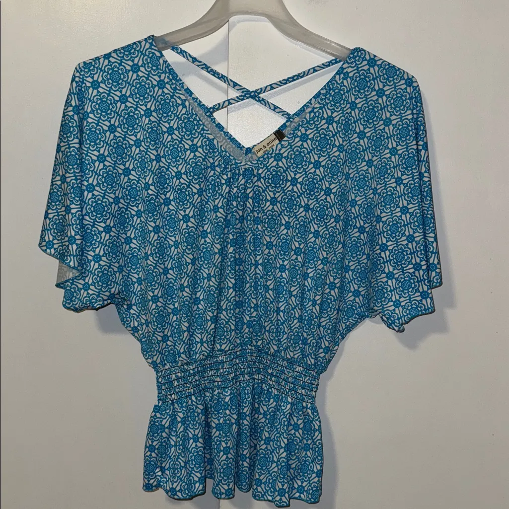 JON & ANNA Short Dolman Sleeve Blouse Top Blue Mandala Print Women’s L Large - Image 3