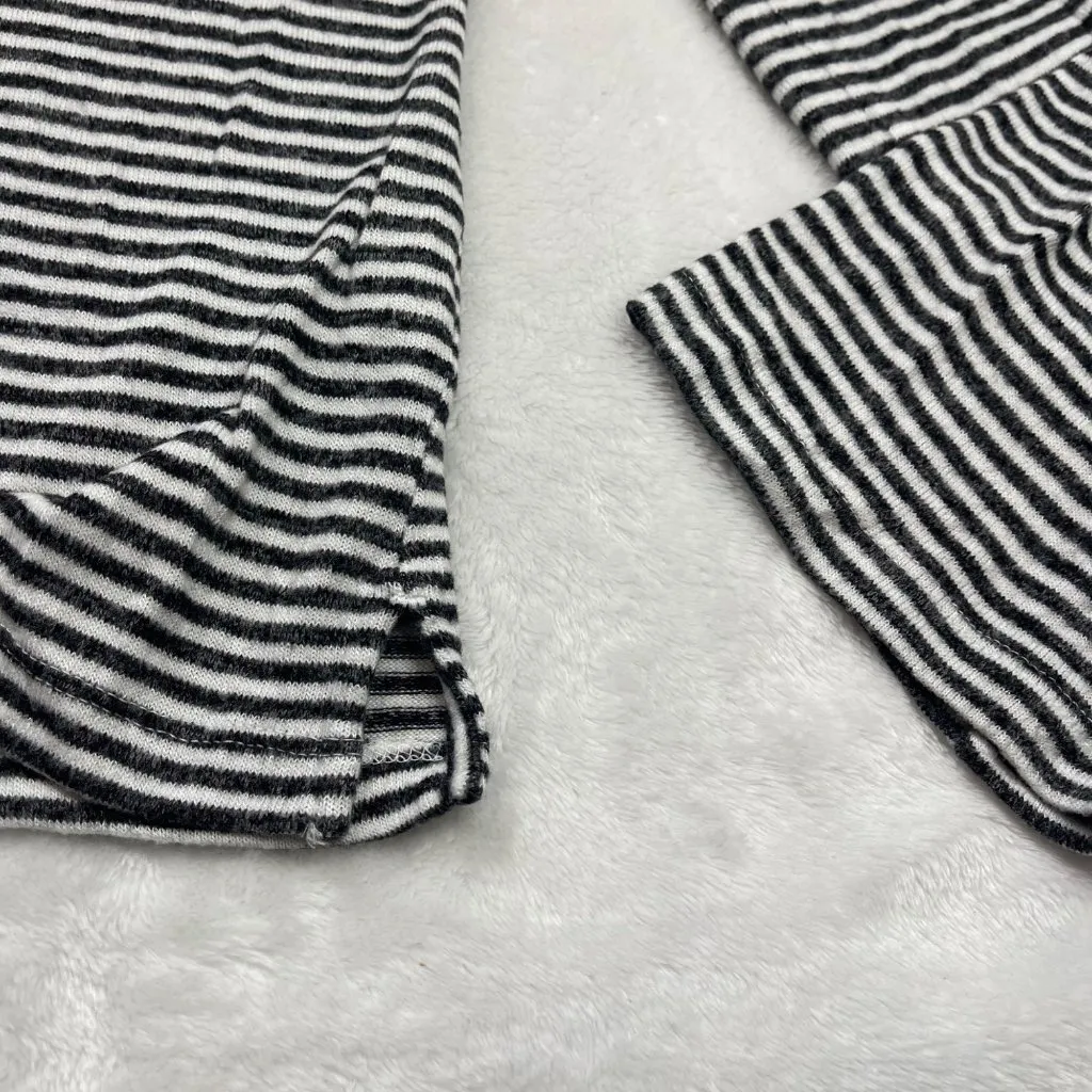 Lucky Brand Striped Cowl‎ Neck Viscose Top Women's Medium Oversized Black White - Image 6