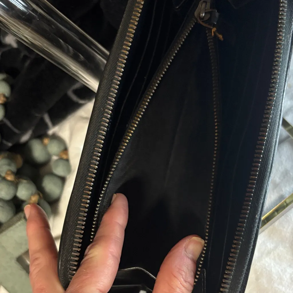 Bottega Veneta Black Woven Leather Wallet - Image 11