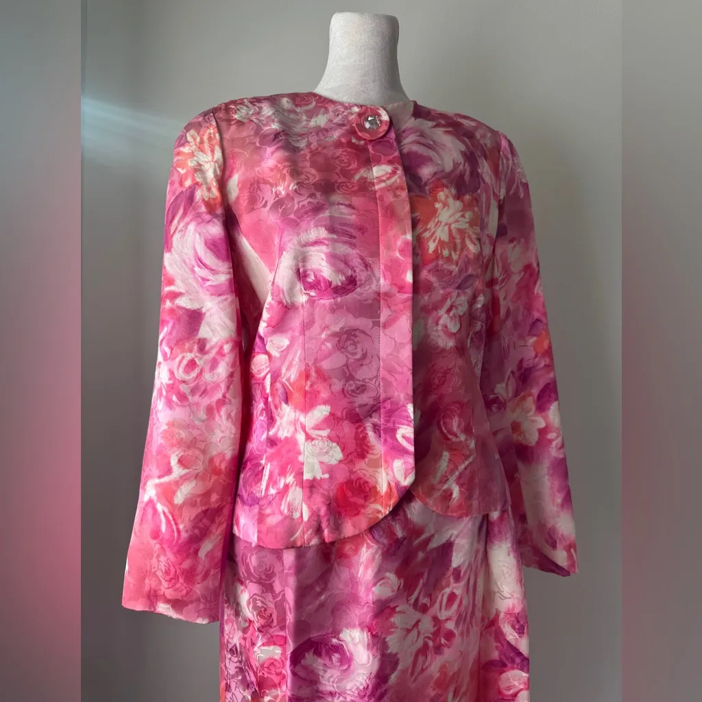 Vintage ‘90s Anne Crimmins for Umi Collections 100% Silk Floral Print Skirt Suit Pink Size 8 - Image 4