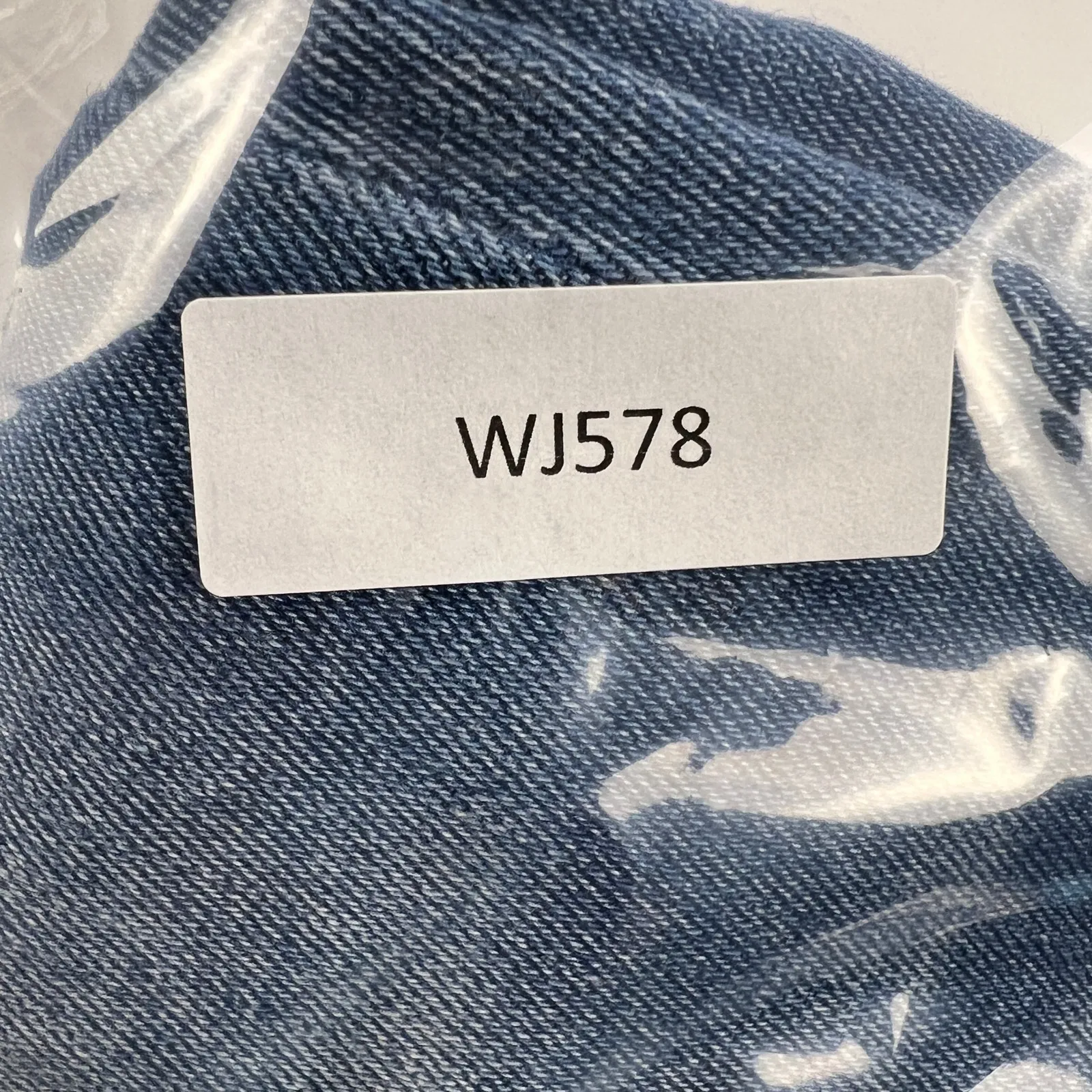 Driftwood Colette Flannel Cuff Straight Leg Mid Rise Medium Wash Jeans Size 29 - Image 11