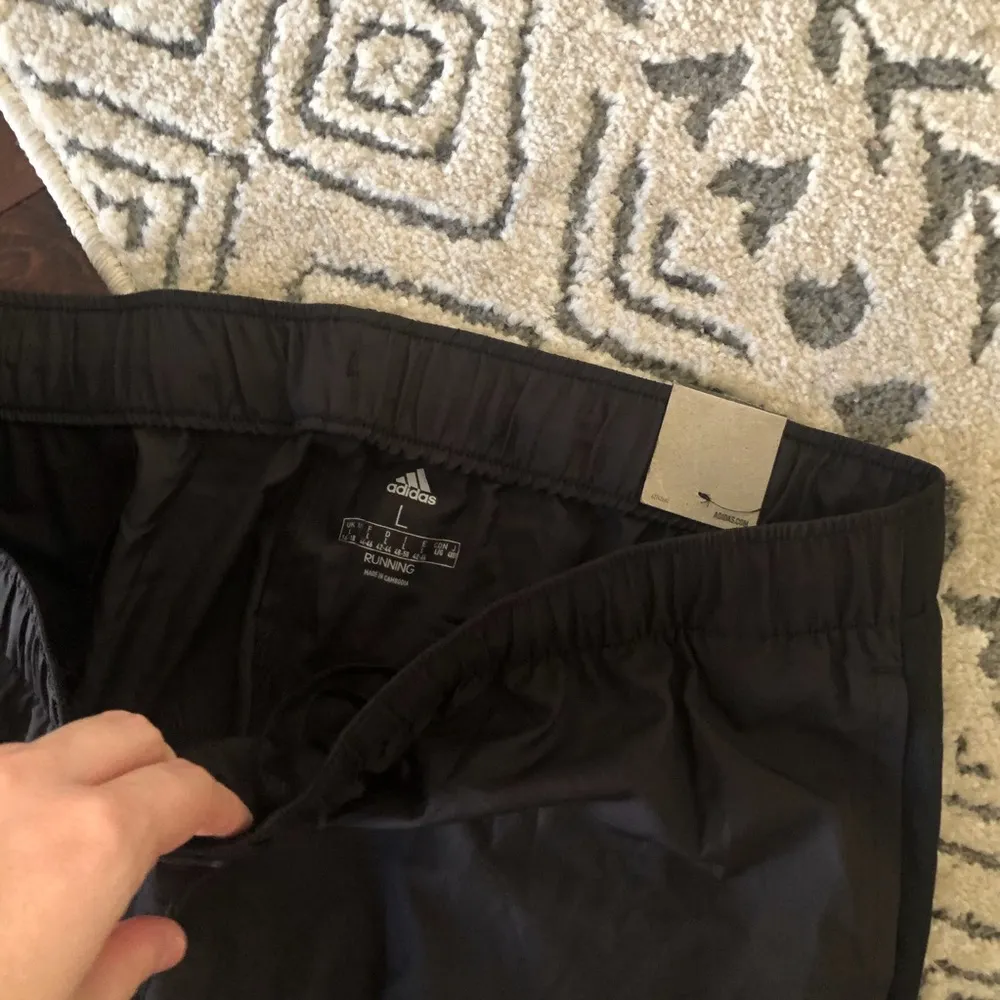 NWT adidas mid rise running slim track pants large - Image 2