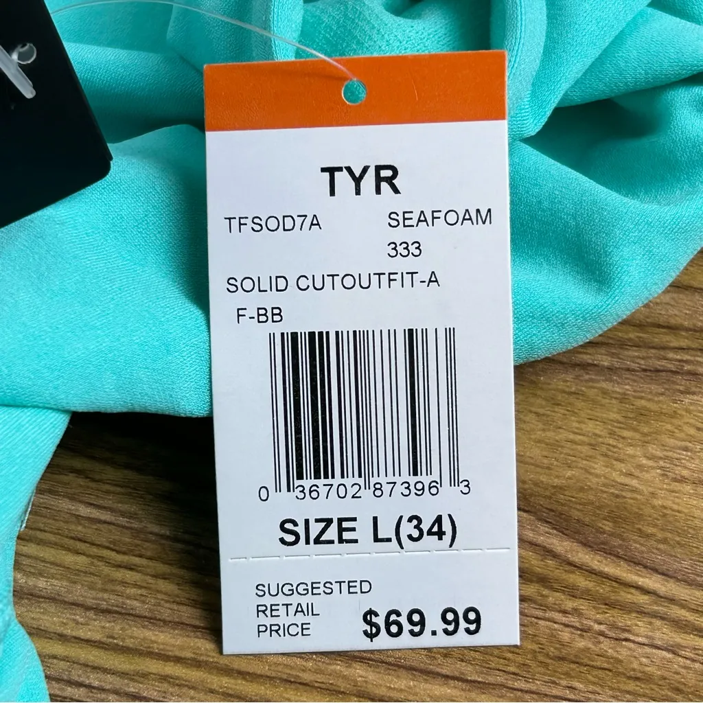 TYR Solid Cutoutfit One - Image 6