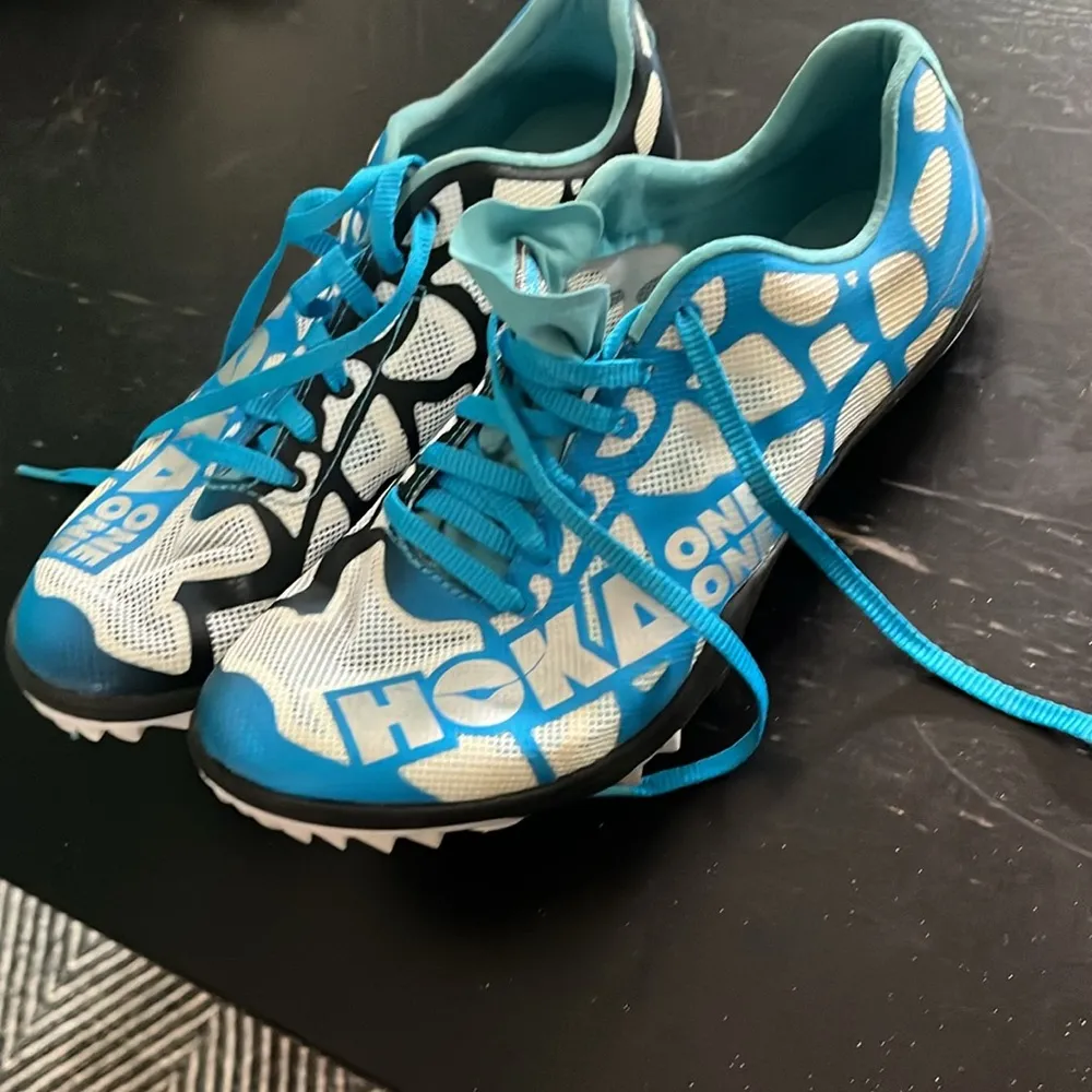 rocket track shoes size 9.5. - Image 4