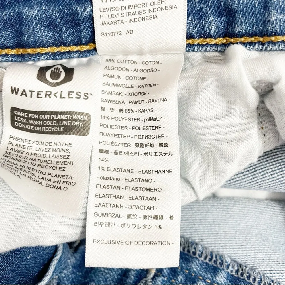 Levi’s Ribcage Straight Ankle Jeans in Summer Slide Medium Wash Crop Size 27 | 4 - Image 12