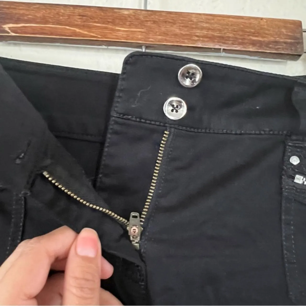 White House Black Market Black Cargo Shorts - Image 4