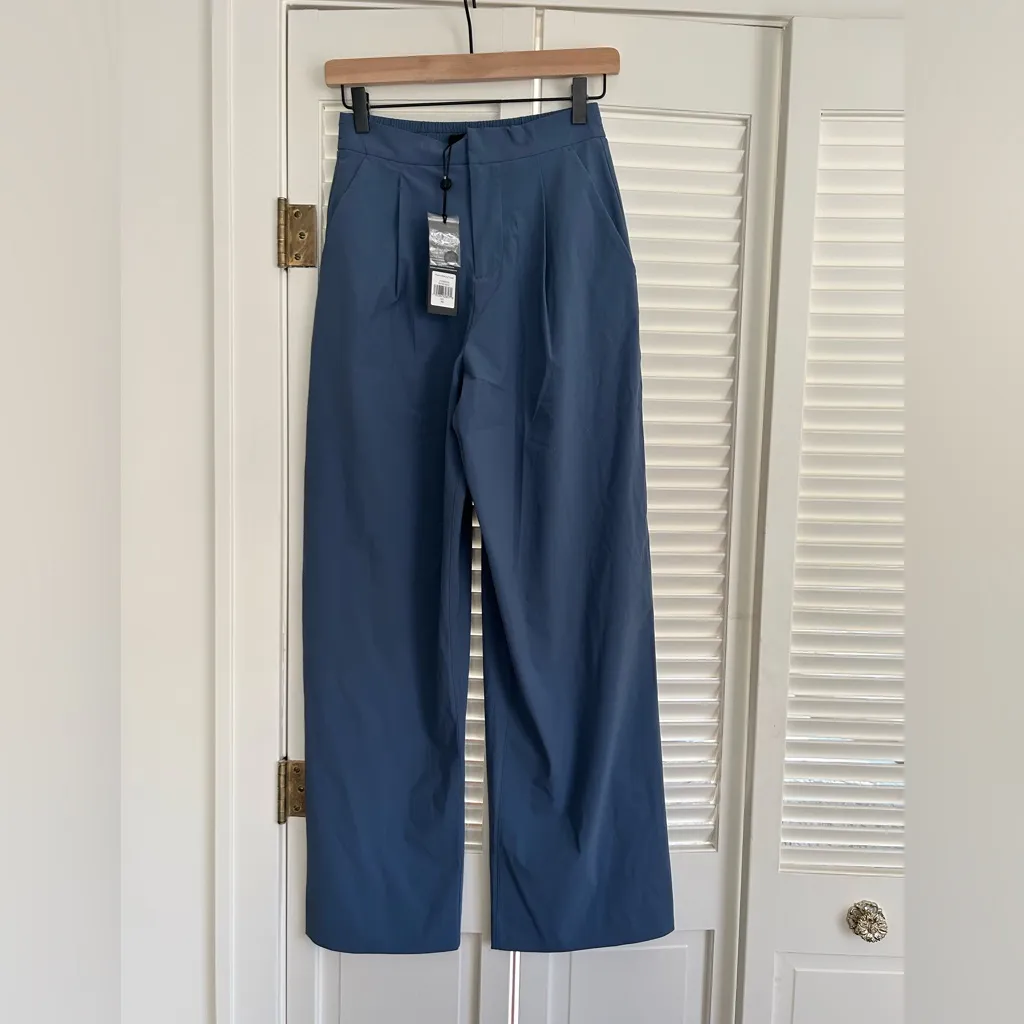NWT Greyson Women’s Pants Size XS Phoenix Wide Leg Trouser Vintage Indigo Blue - Image 2