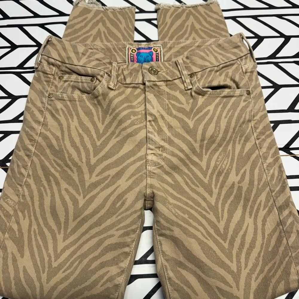 Mother The Looker Ankle Fray in Sweet Stripes size 27 Tan - Image 5