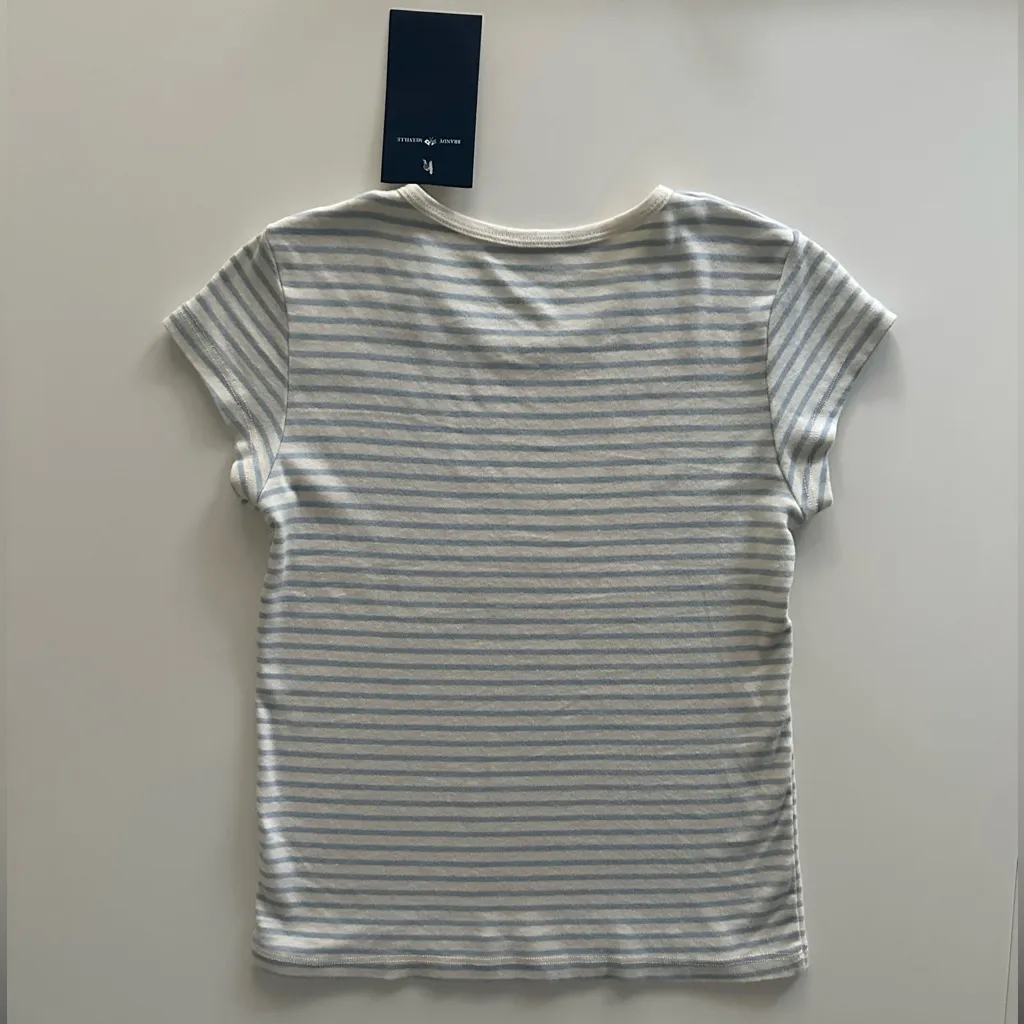 Brandy Melville Blue and Cream Striped Tee - Image 4