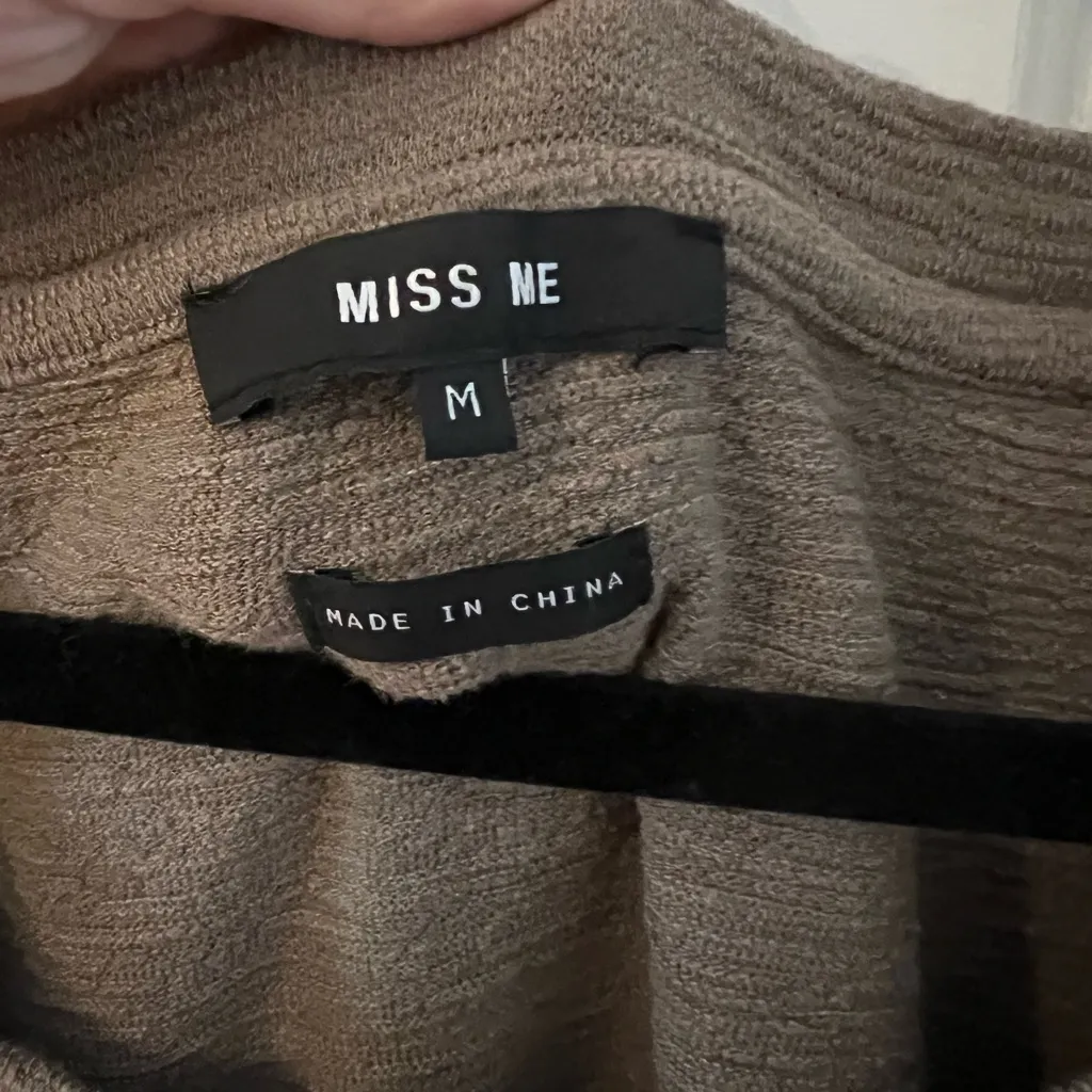 Miss Me Top - Image 4