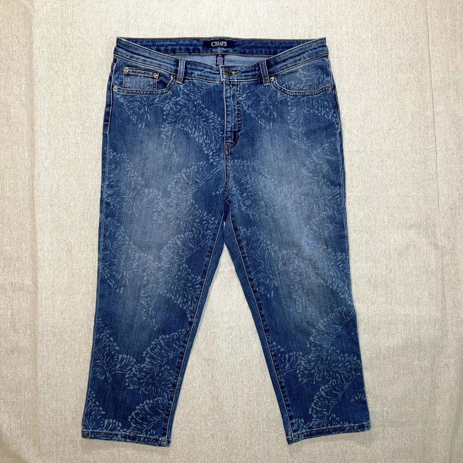 CHAPS  | Petite Banana Leaf Print Madden Capri | 14P - Image 2