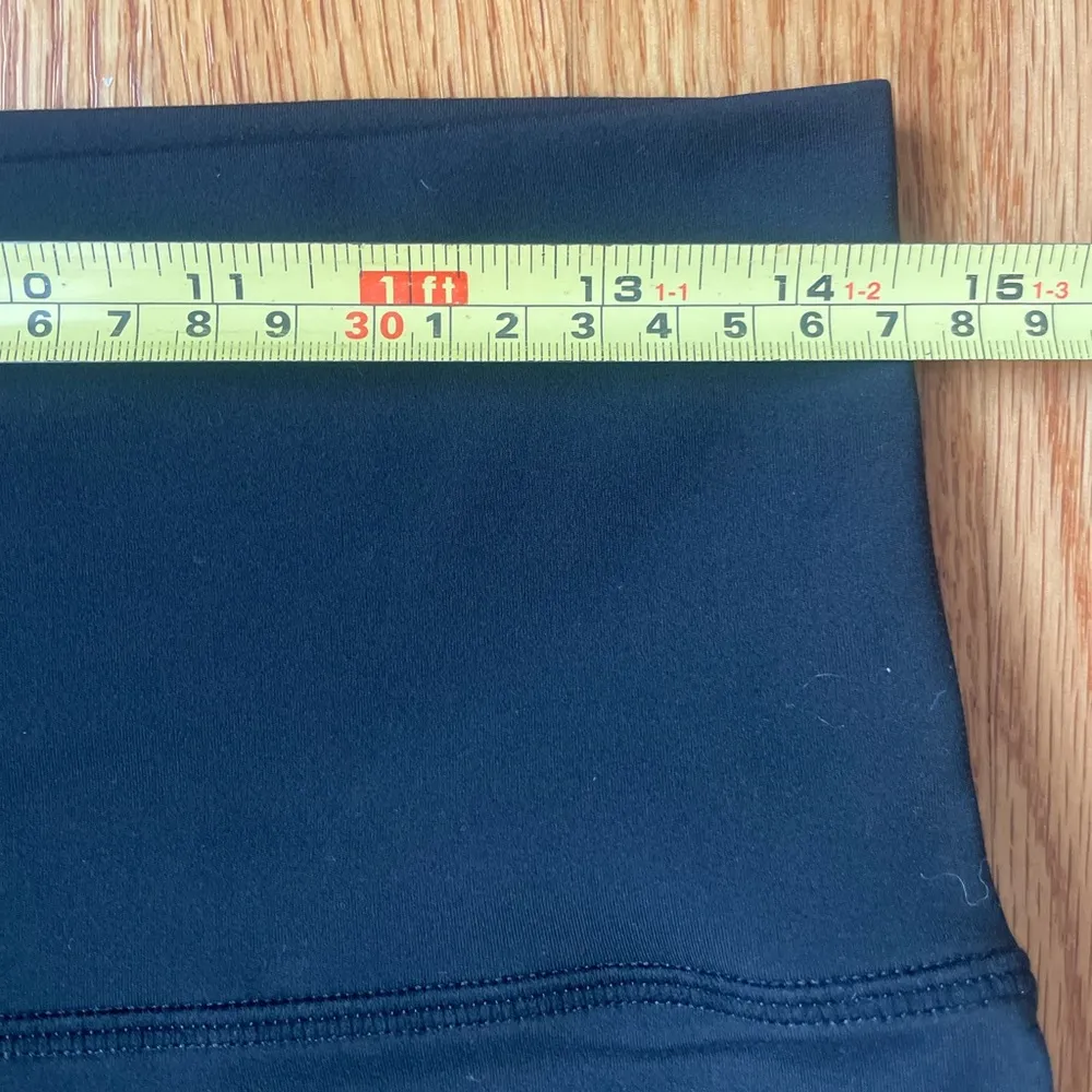 Varley Black Cropped Leggings - Image 7