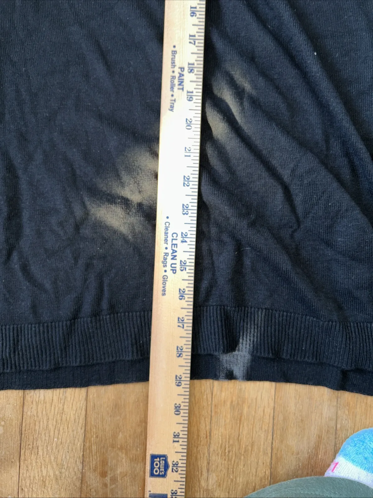 Women’s Oversized Knit With V - Image 9