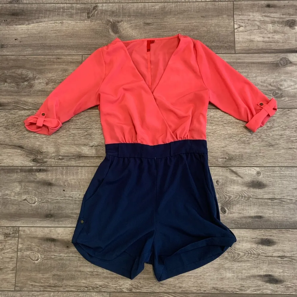 Navy & pink romper - Image 5