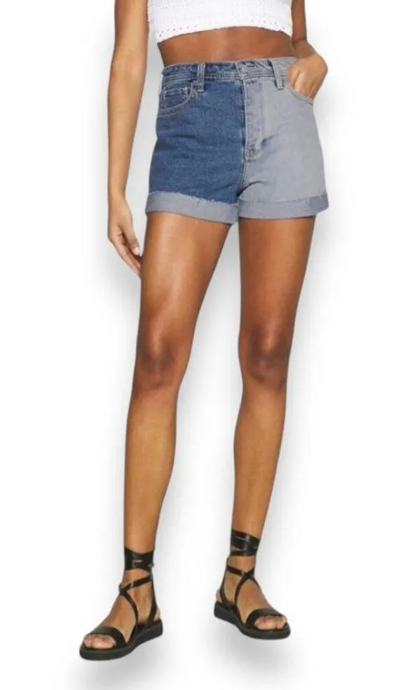 Hollister Ultra High-Rise Mom Block Denim Jean Shorts Size 7 - Image 5