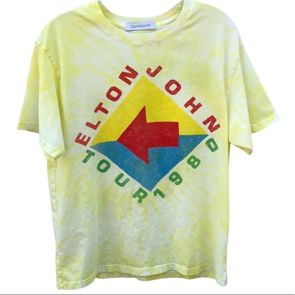 Daydreamer Womens Small Elton John sold out 1980 CA tour boyfriend tee๐๐ผ - Image 2