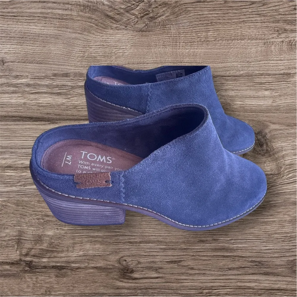 Toms Leila Forged Iron Grey Suede Stacked Chunky Black  Heel Mules. W7 - Image 2
