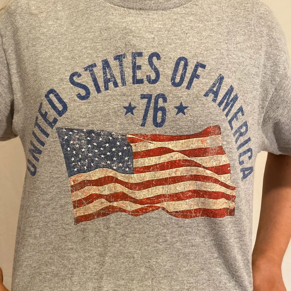 Vintage US Flag Tee - Image 5