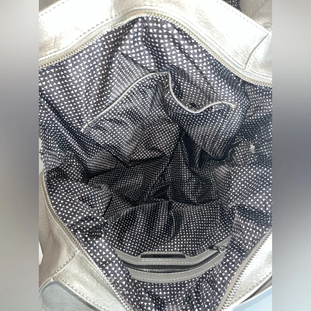 Antik Kraft GrayVegan Large Oversized Multi Compartment Pockets Zipper Tote Bag - Image 7