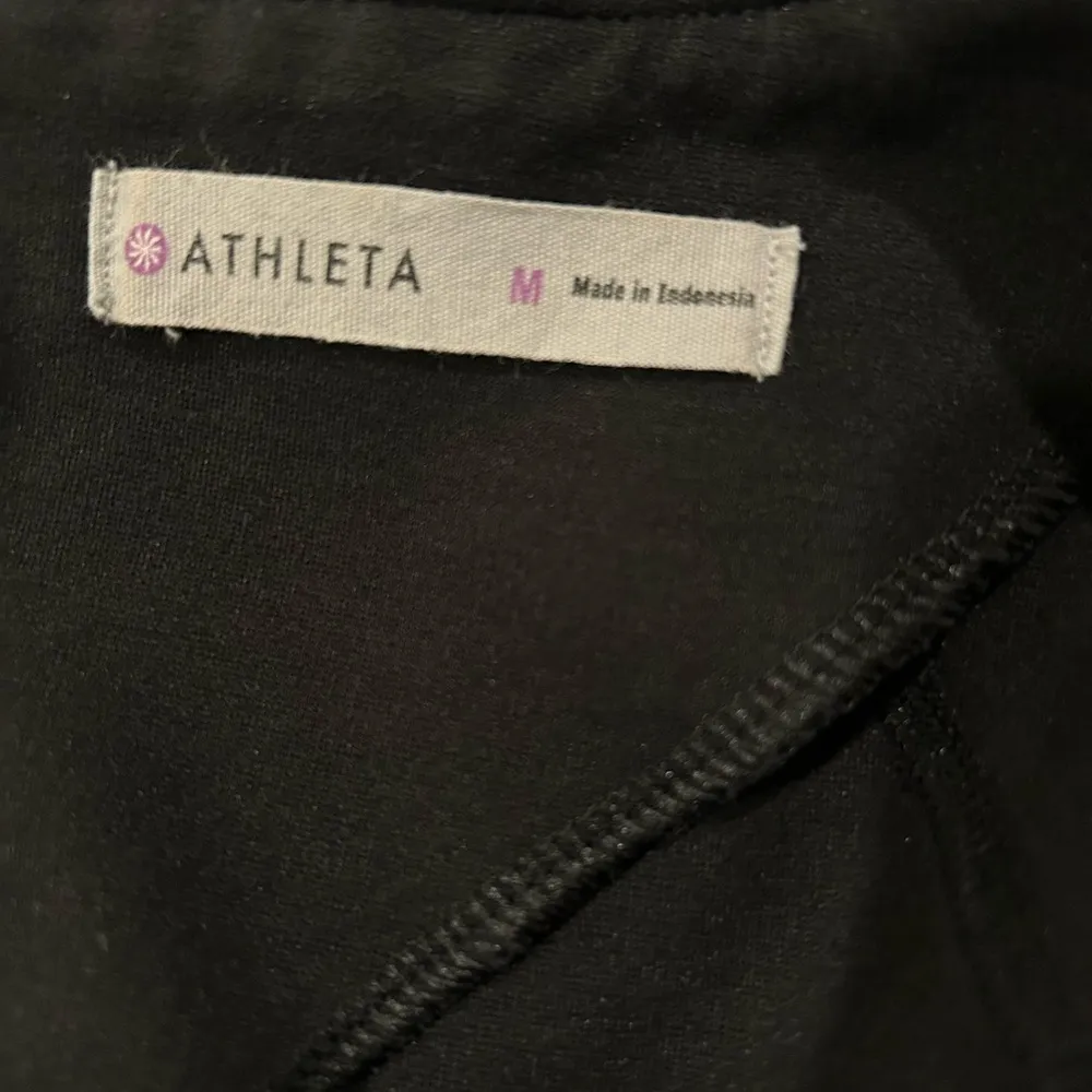 Athleta black A line zipper back spandex stretch Dress - Image 5