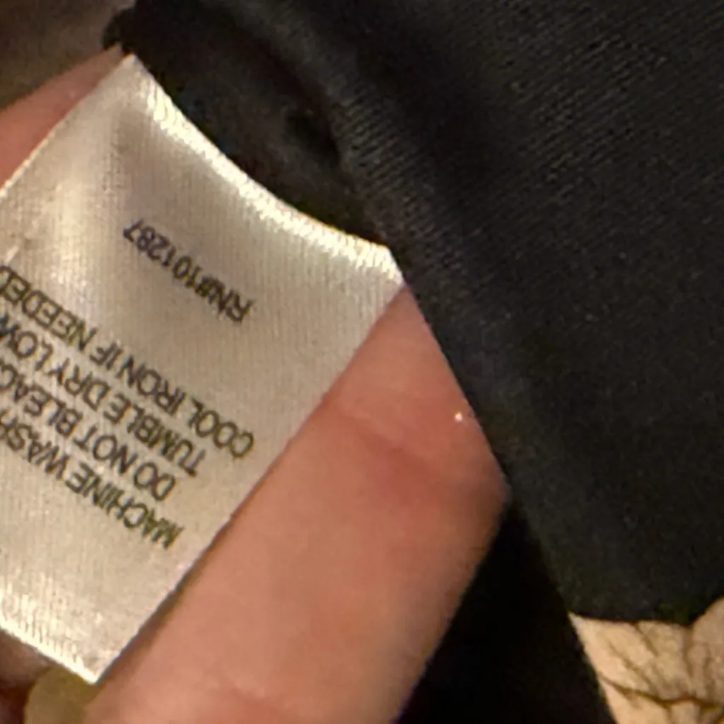 Alexia Admor Elizabeth Sheath Black and Red 3/4 length puff sleeves Size 6 NWT - Image 14