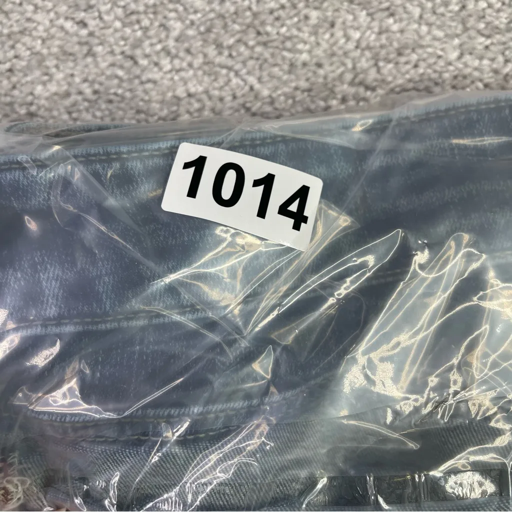 Silver Jeans Suki Shorts Women's 29 Blue Low Rise Relaxed Distressed Dark Wash - Image 9