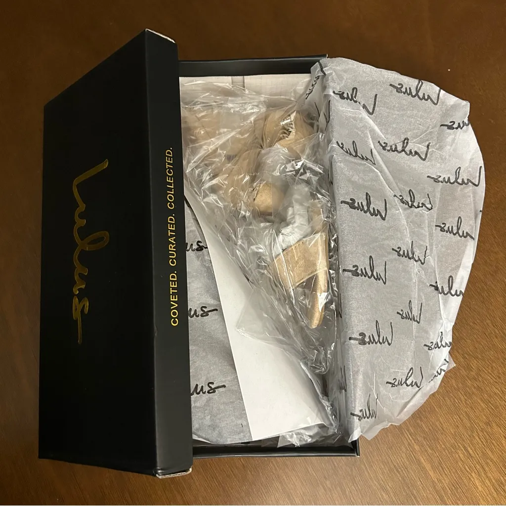 Lulus Alta Light Nude Suede Lace - Image 5