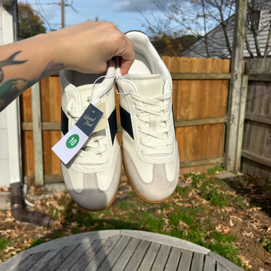 Universal Threads Nwt Women's Spencer Fashion Sneakers with Memory Foam - Universal Thread size 10 - Image 8