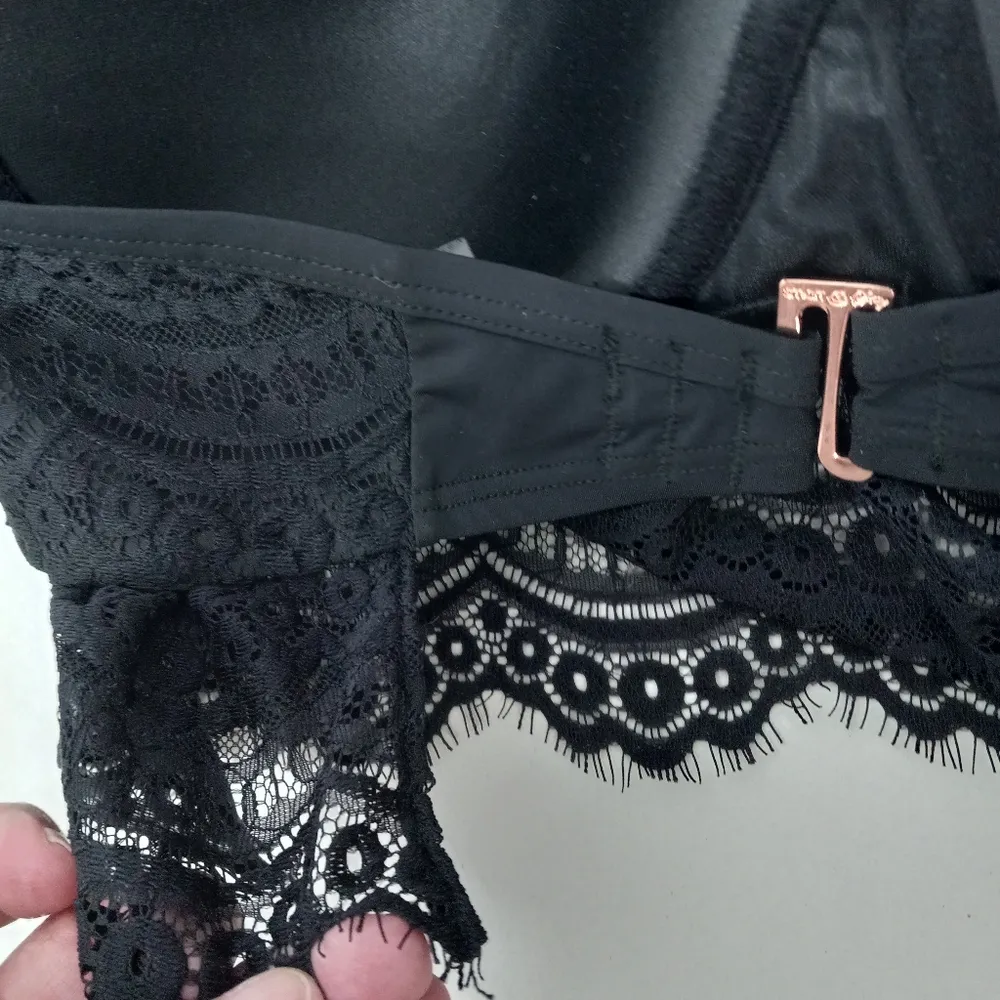 Smart & Sexy Swim 40D Underwire Lace Trim Halter Top - Image 5